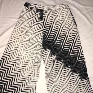 Pitaya Boutique pant with elastic waist.